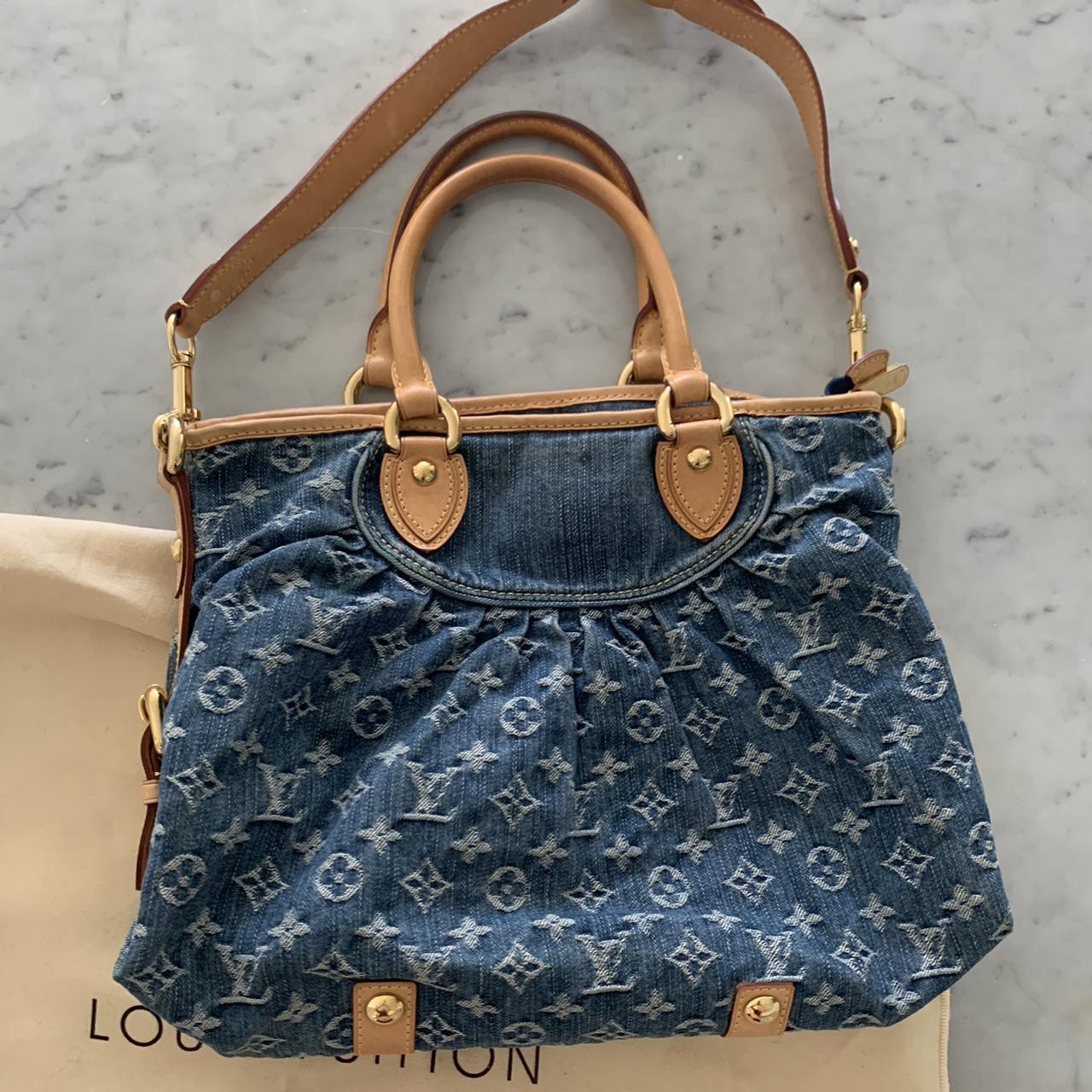 Vintage denim Louis Vuitton bag with all functioning - Depop