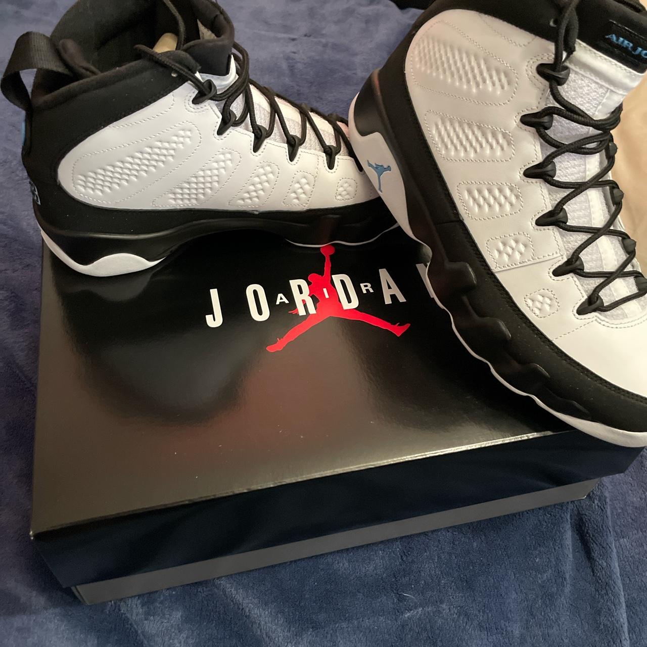 Size 9 sale mens jordans