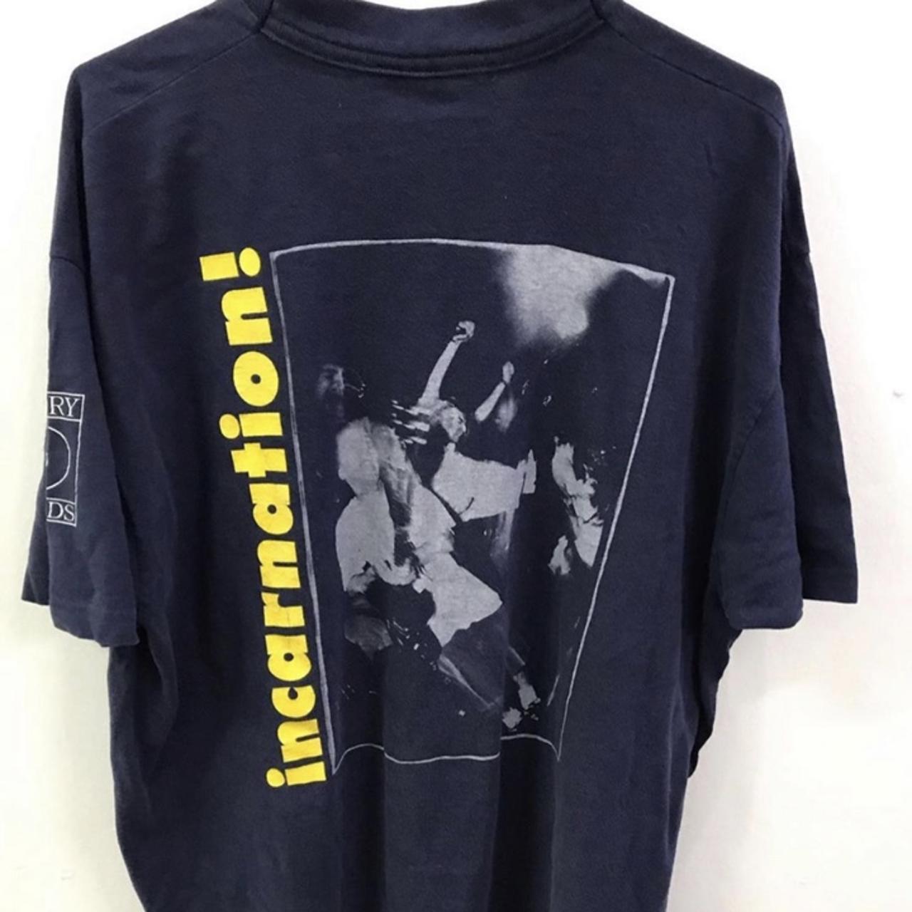 Vintage 90s snapcase tour xl Single stitch Pit to | Depop