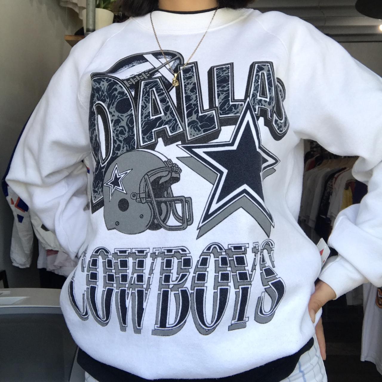 Vintage 1994 Looney Tunes Dallas Cowboys Crewneck - Depop