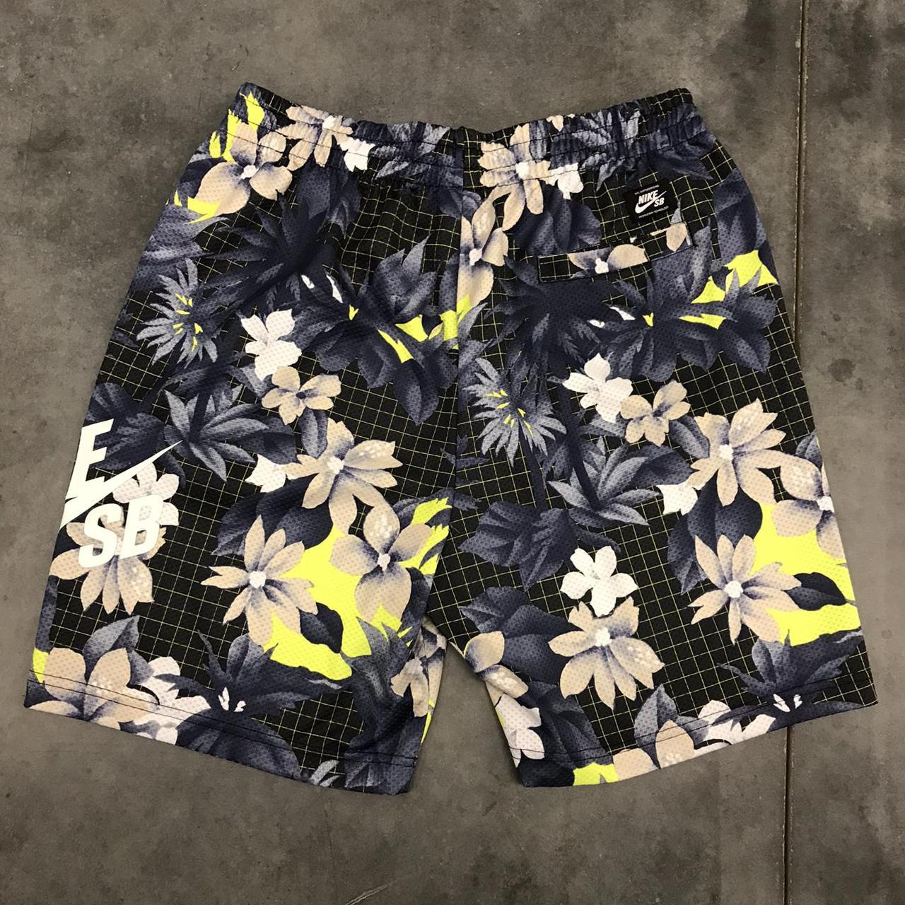 nike sb dri fit shorts floral