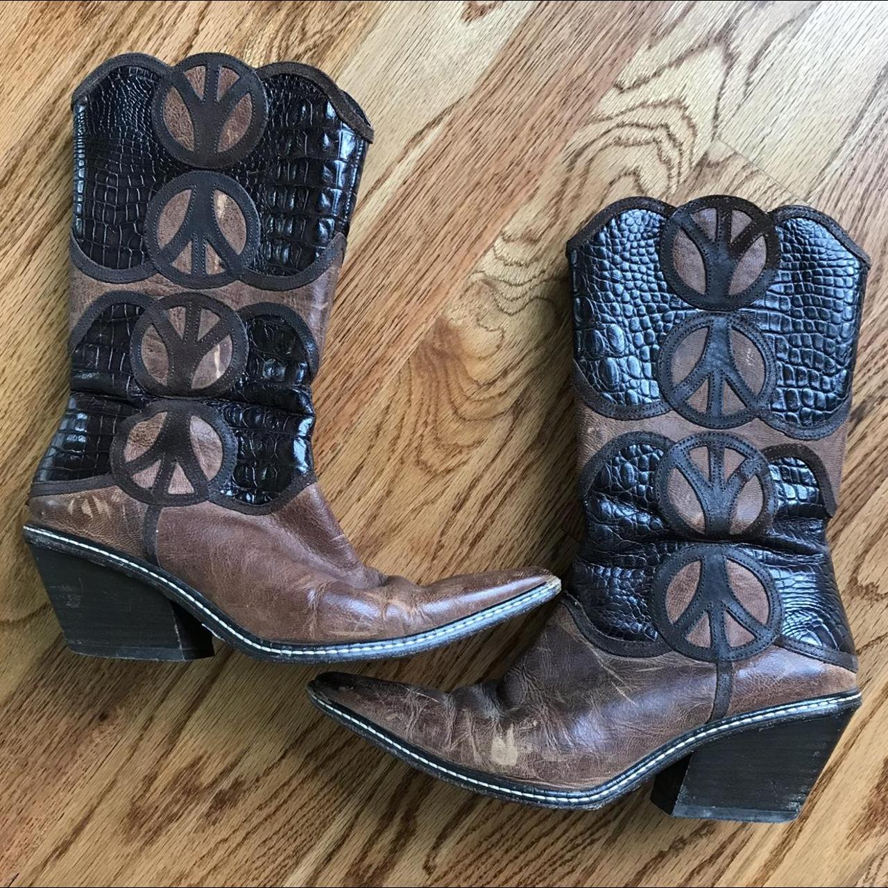 Donald pliner outlet boots womens