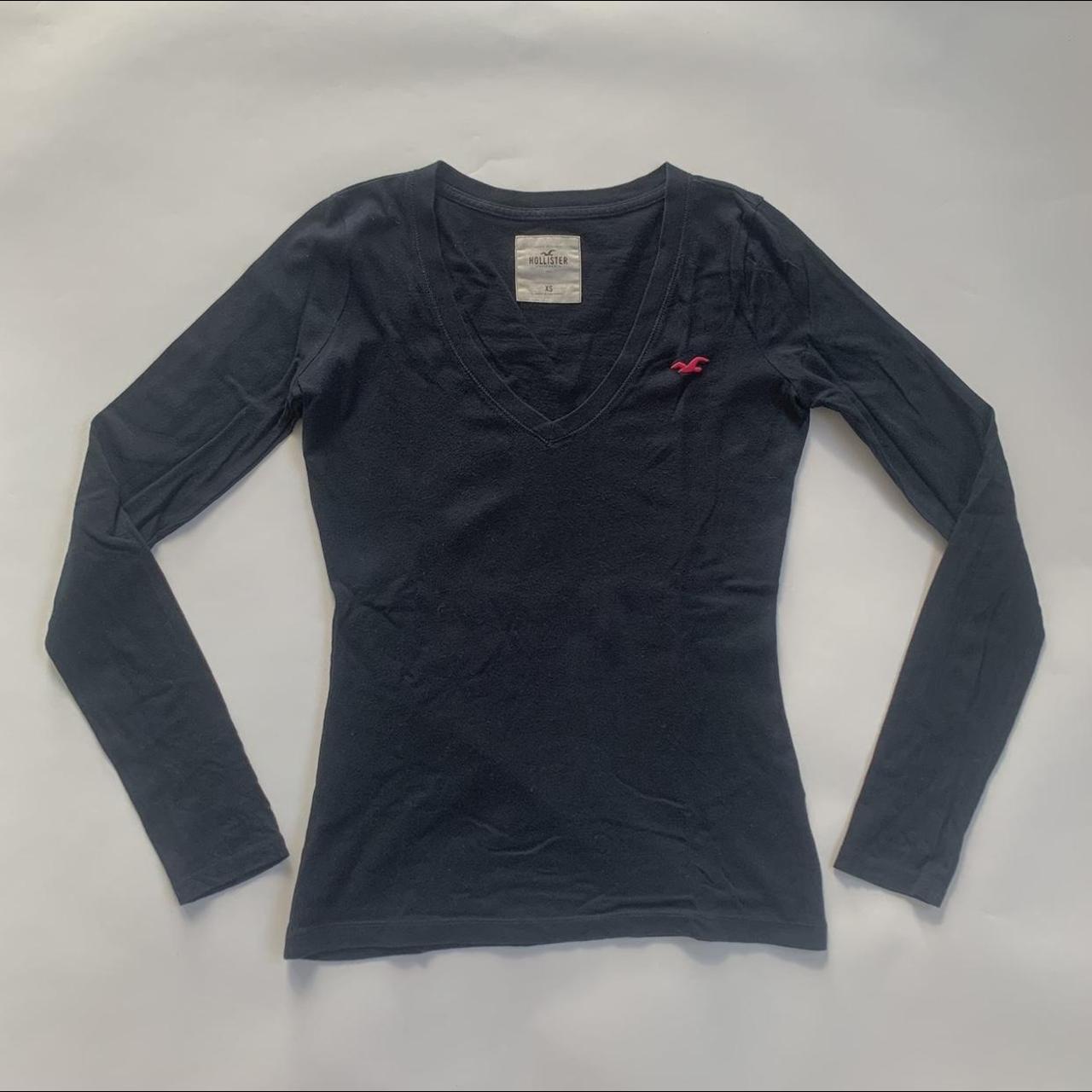 Hollister navy v neck long sleeve t shirt Size... - Depop