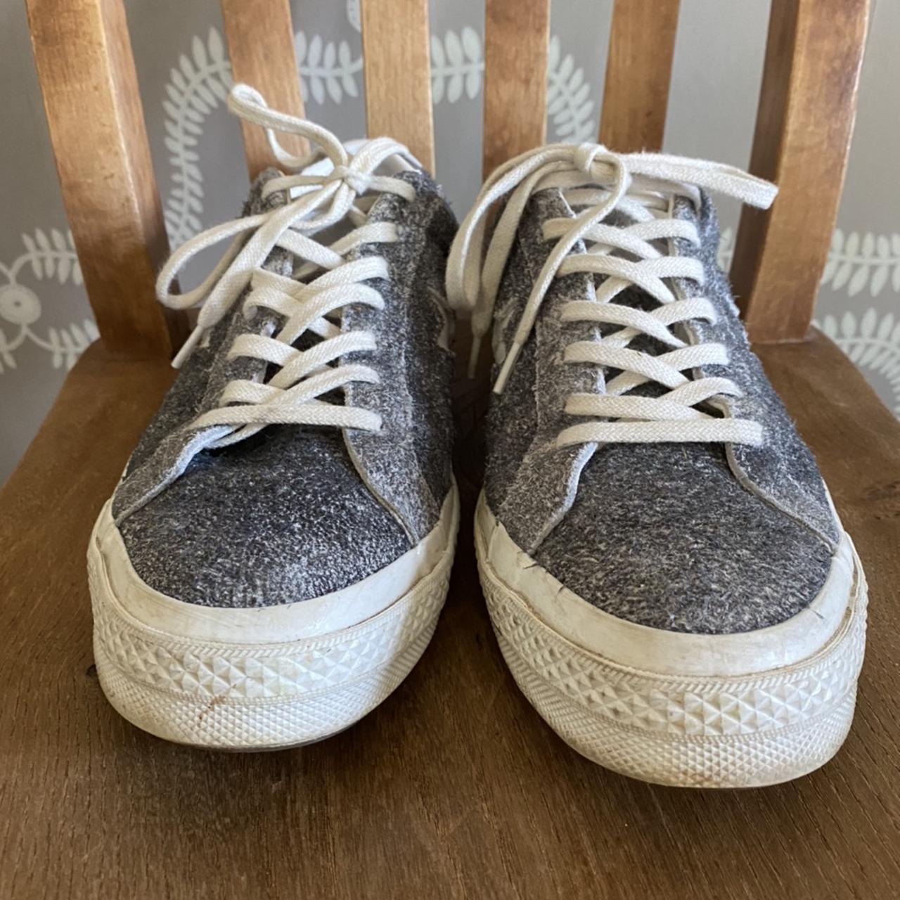 4 Smart & Simple Ways to Clean White Converse® Shoes | How to clean white  shoes, How to clean white converse, How to wash shoes