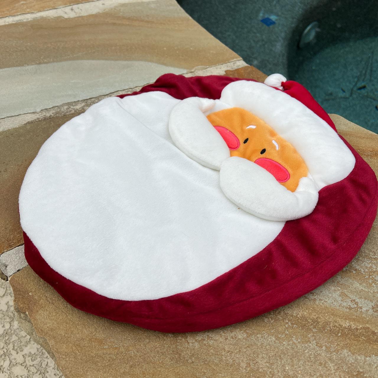 Product Image 2 - GIFTING SANTA TOILET COVER

🌈Standard size