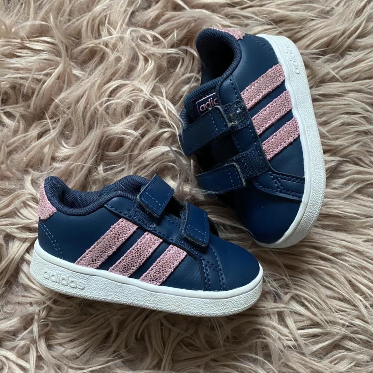 infant size 4 adidas trainers