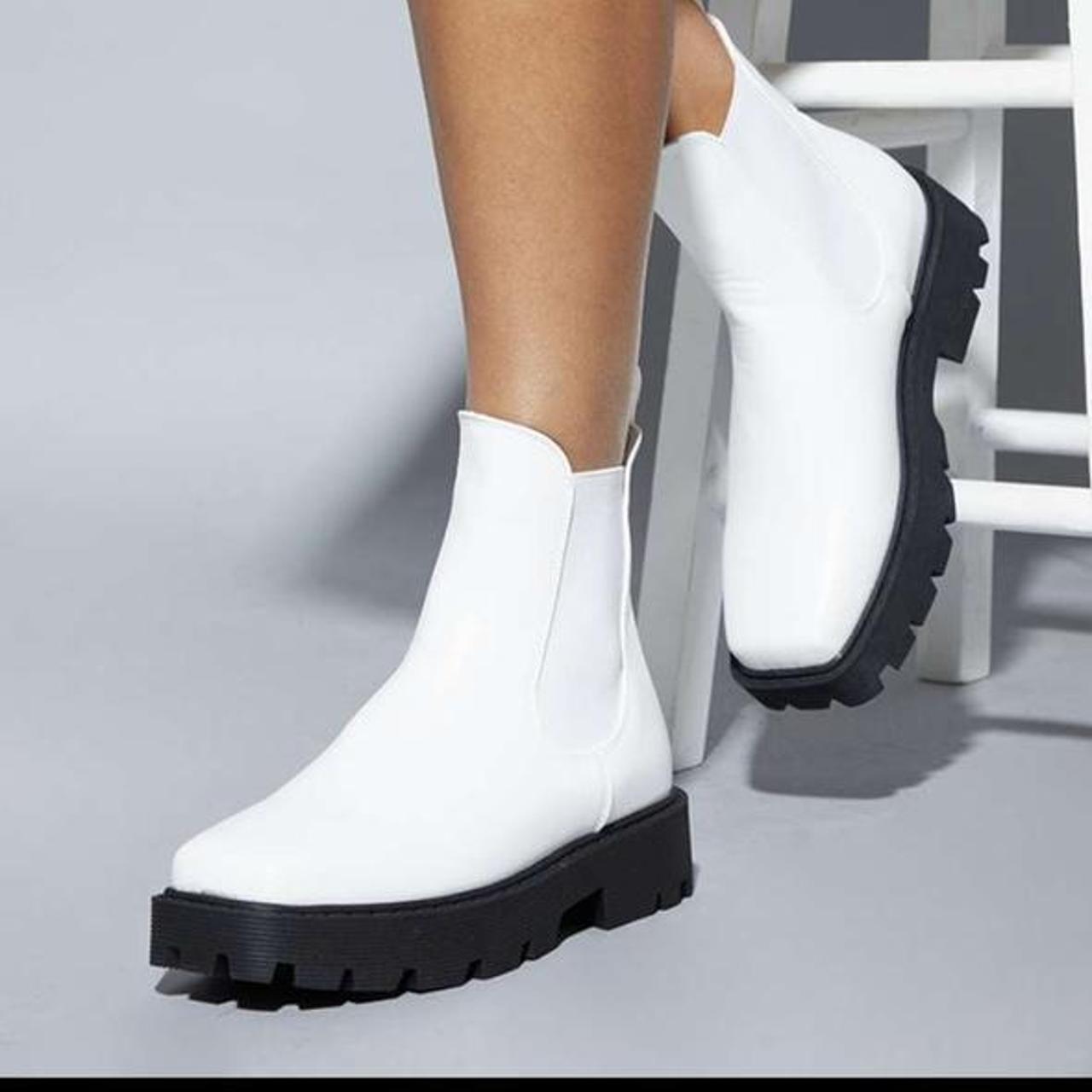 white boots plt