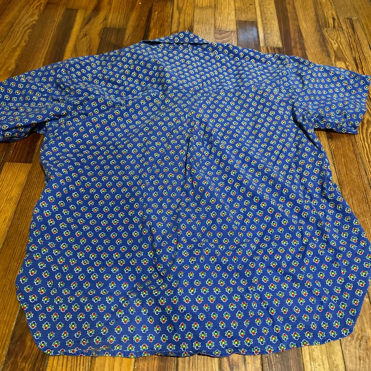 Liz Claiborne Women's Blue and Red Blouse | Depop