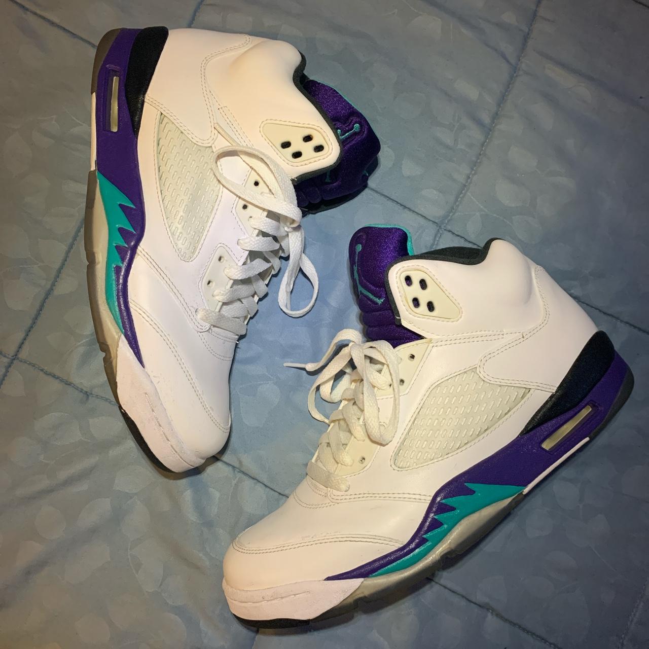 2006 grape outlet 5s