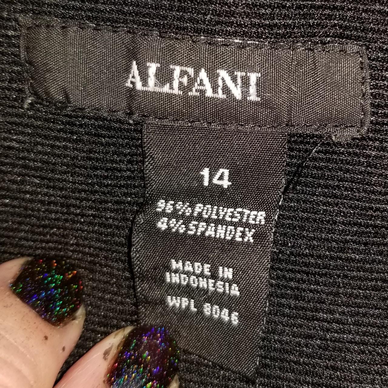 Very cute and classic Alfani (a Macy's brand) black... - Depop