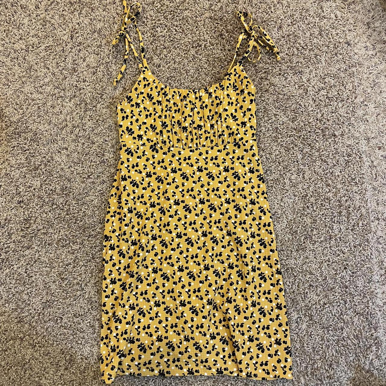 Women's Yellow and Black Dress Depop