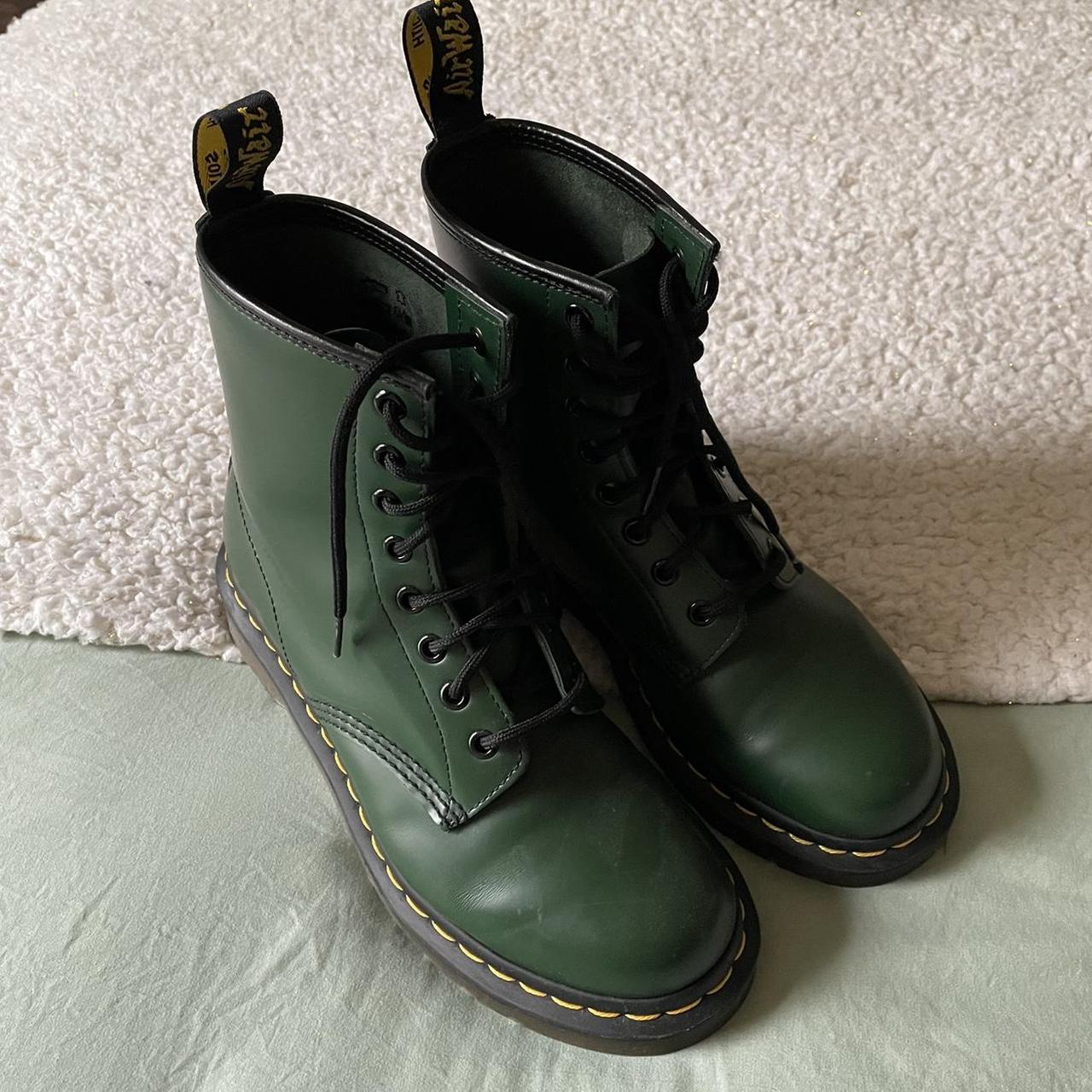 green dr martens size 7