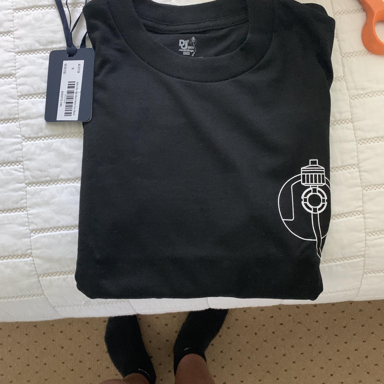 Kith def jam tee looking to trade for a medium or large - Depop