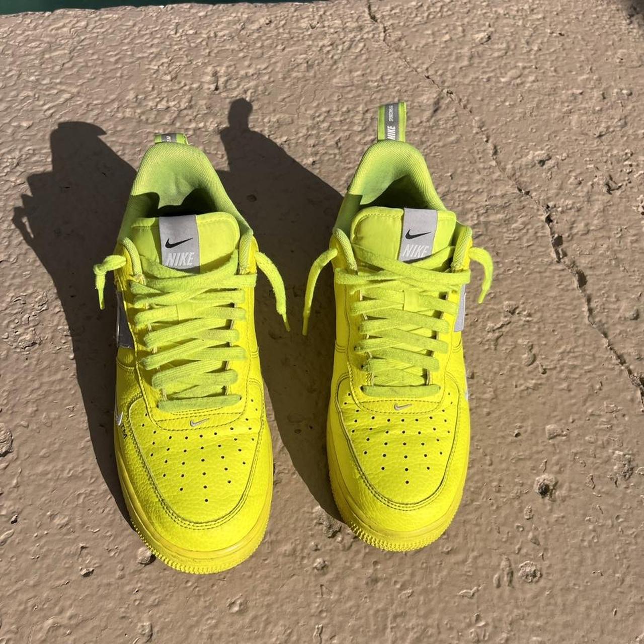 Nike Air Force 1 Utility Volt Neon Yellow Sneakers Toddler Shoes