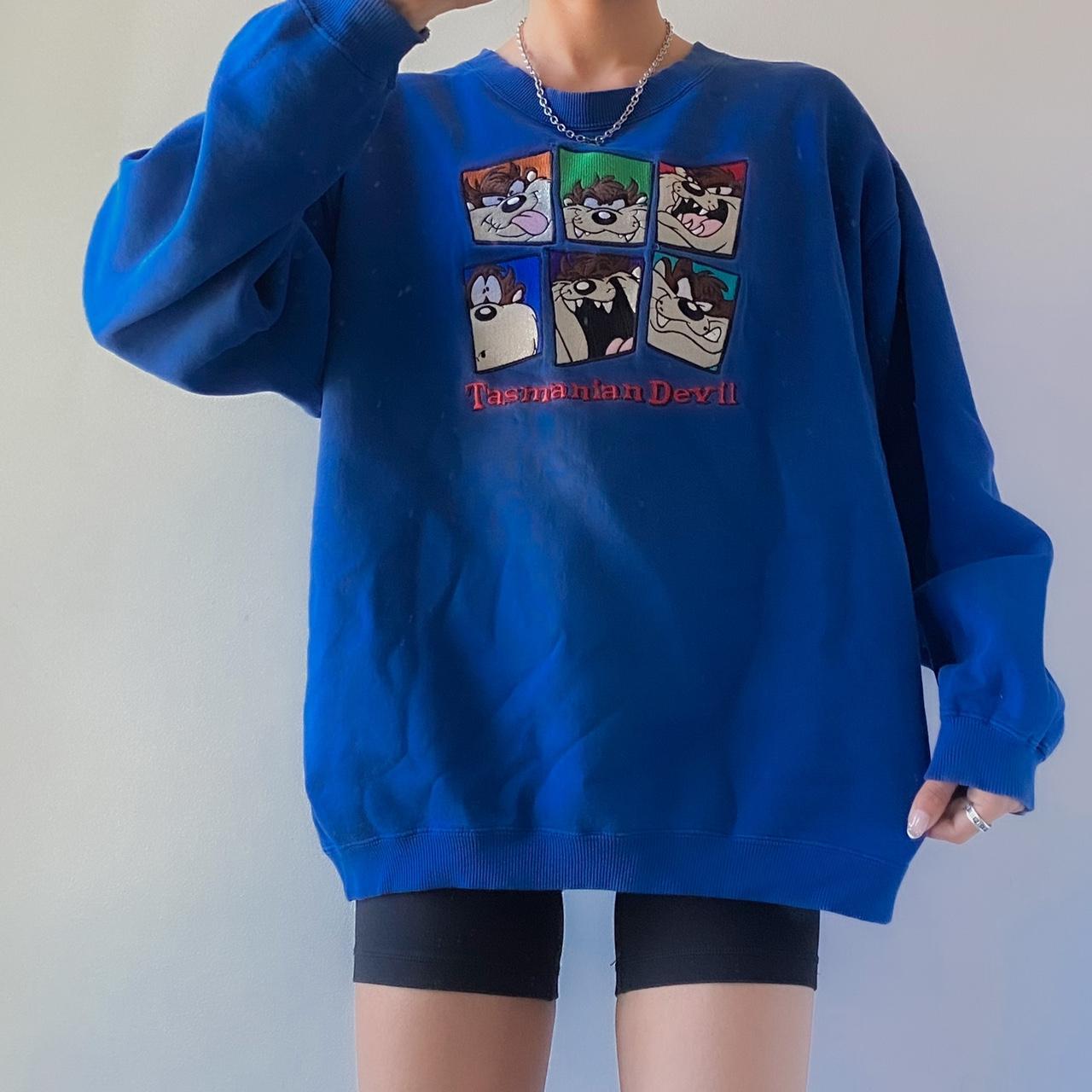 90’s Vintage Tasmanian Devil Graphic Oversized... - Depop