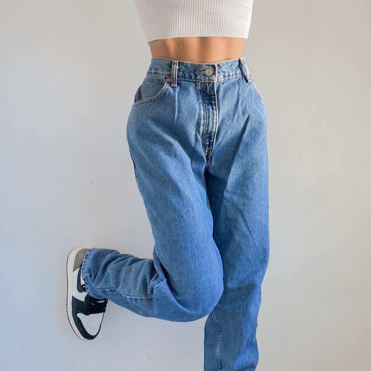 Levis - 90’s Vintage 550 Relaxed Fit Tapered Leg... - Depop