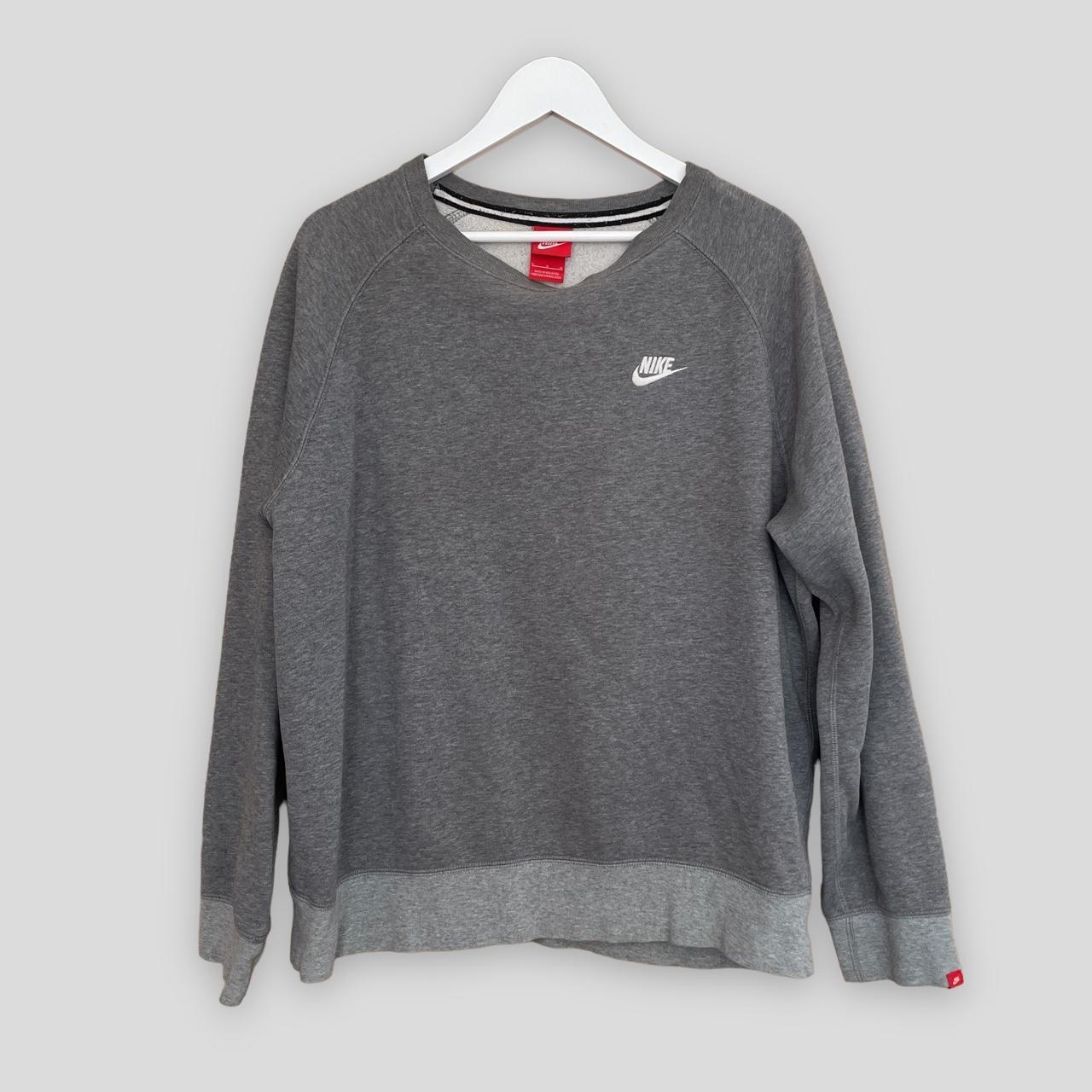 grey vintage nike jumper