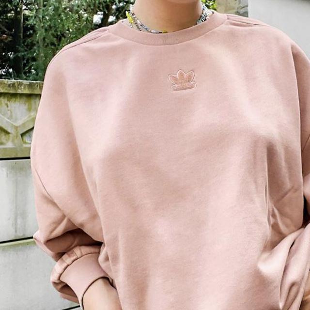 adidas originals new neutrals logo sweatshirt in pink