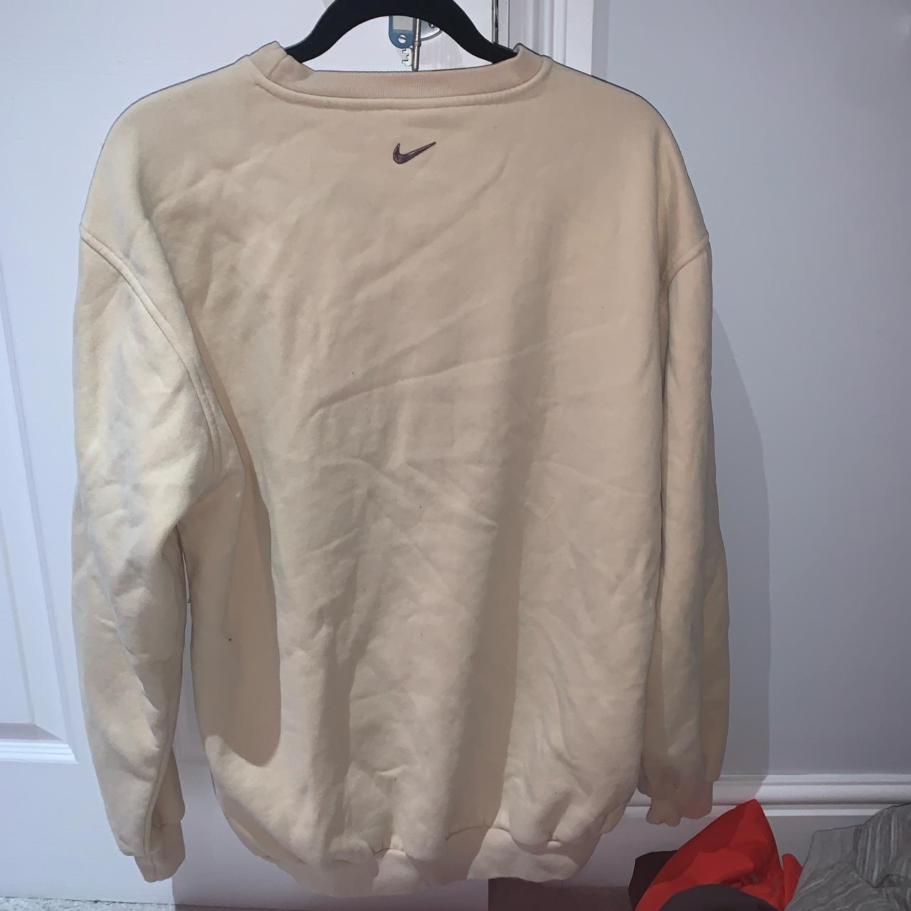 Vintage sweatshirt beige / burgundy size - Depop