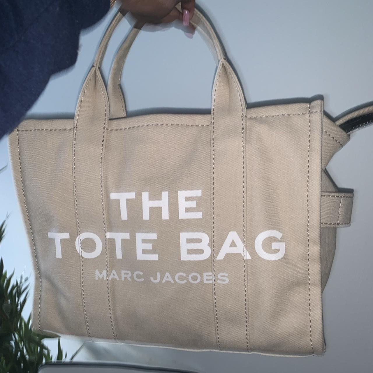 Marc Jacobs Women's Tan and Cream Bag