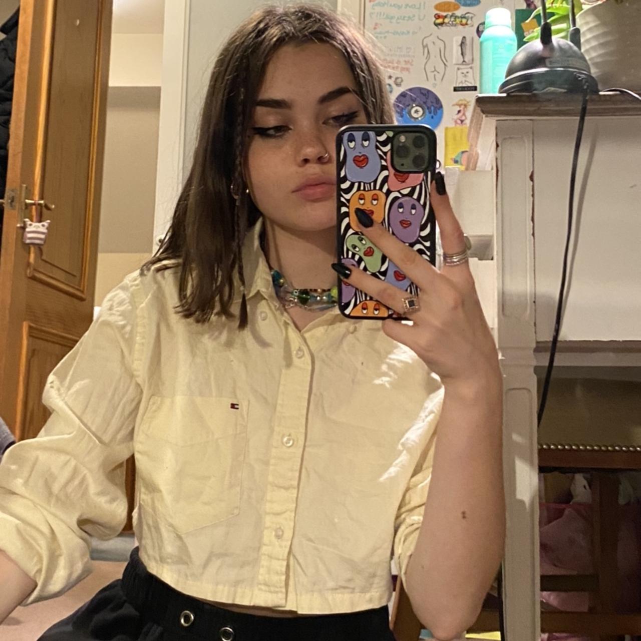 Long sleeved yellow cropped vintage Tommy