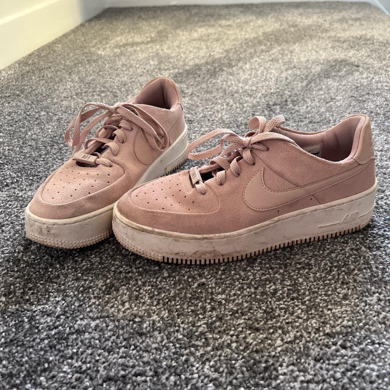 nike initiator women's pink