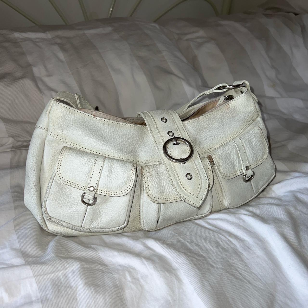 white shoulder bag zip closure cracking on the... Depop