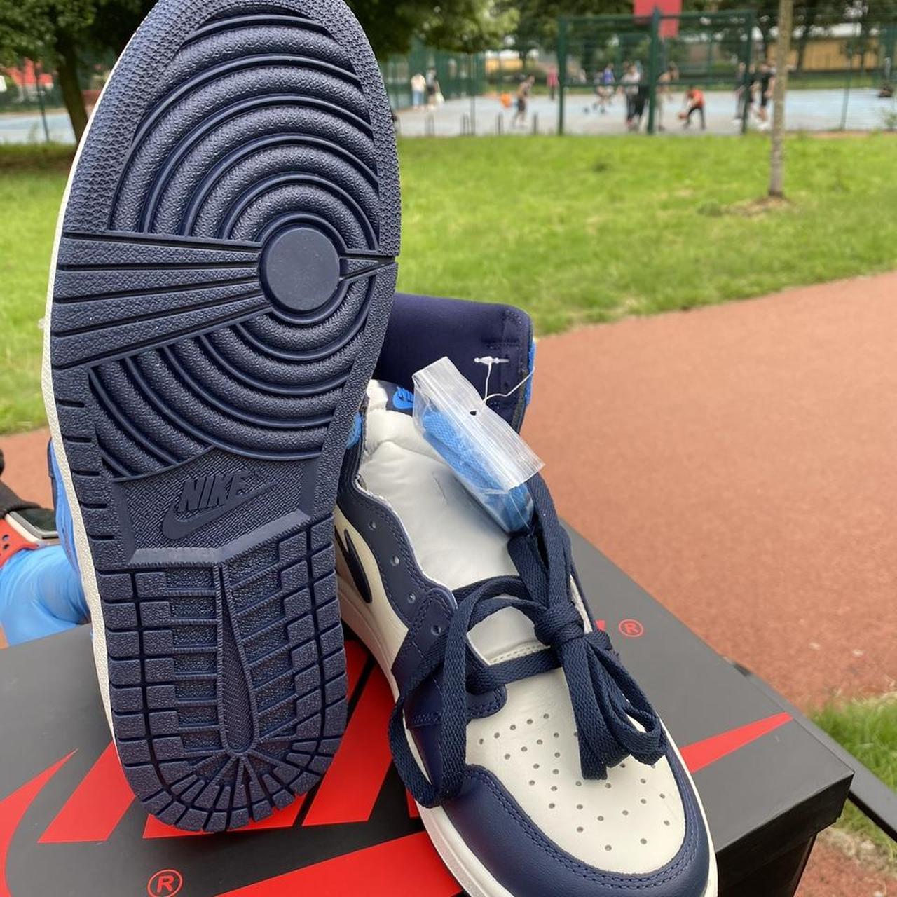 obsidian jordan 1 size 4.5