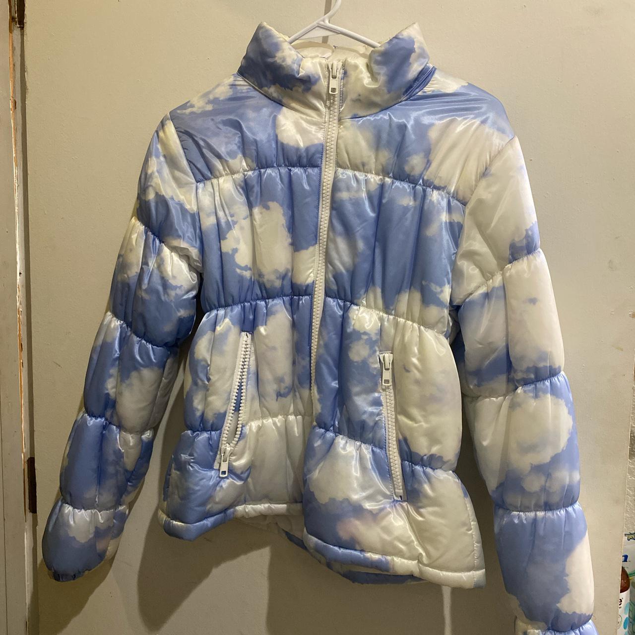 New with out tags. Sugar Thrills clouds puffer coat... - Depop