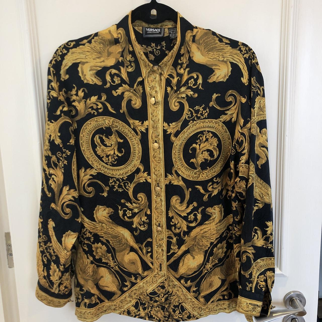 Vtg. Unisex Versace newest shirt