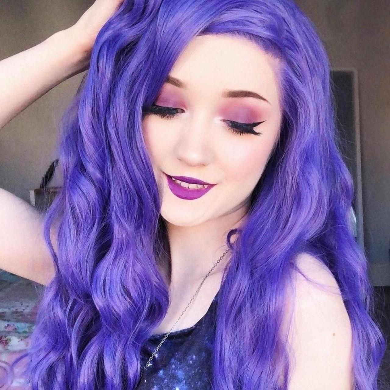Purple Starstyle lace front wig. Beautiful wig,... - Depop