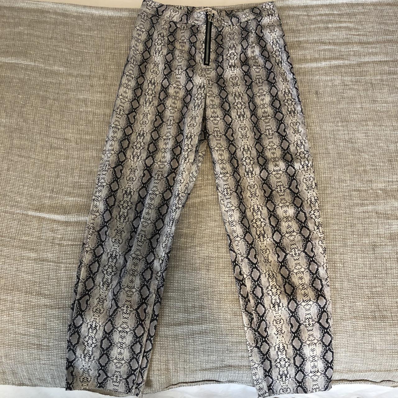 snake pants!!! so cute and so flattering! zipper... - Depop
