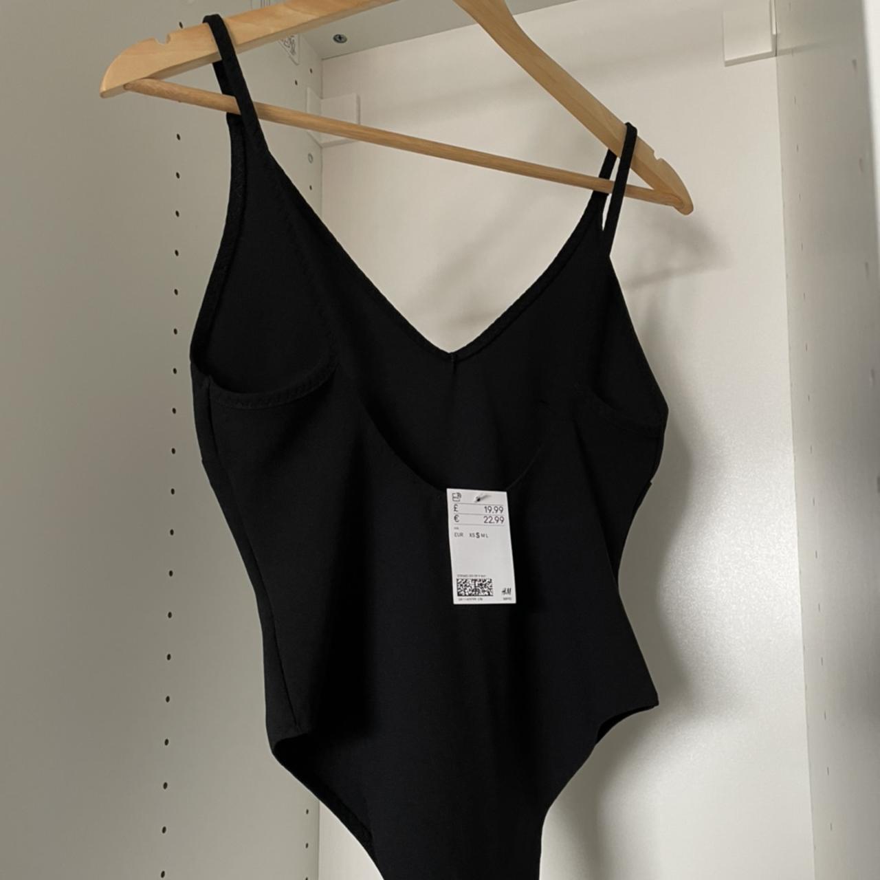 H&M Women's Bodysuit Depop