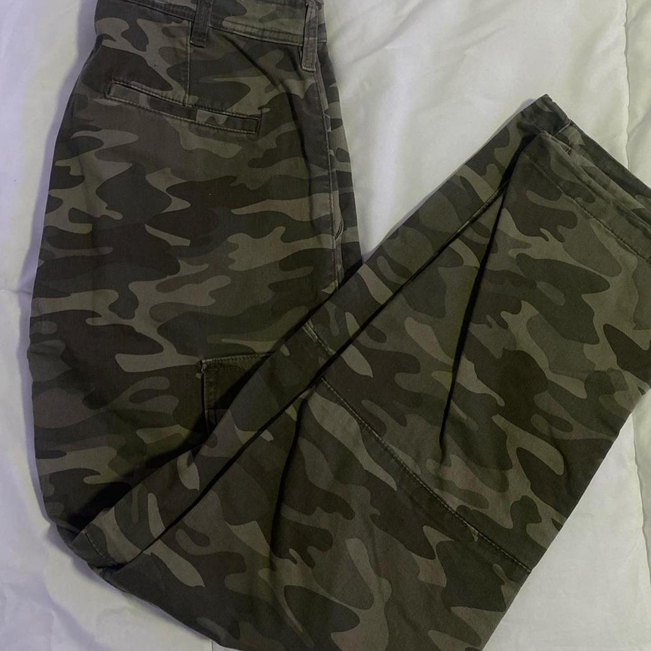 Camo cargos Never worn 28x30 - Depop