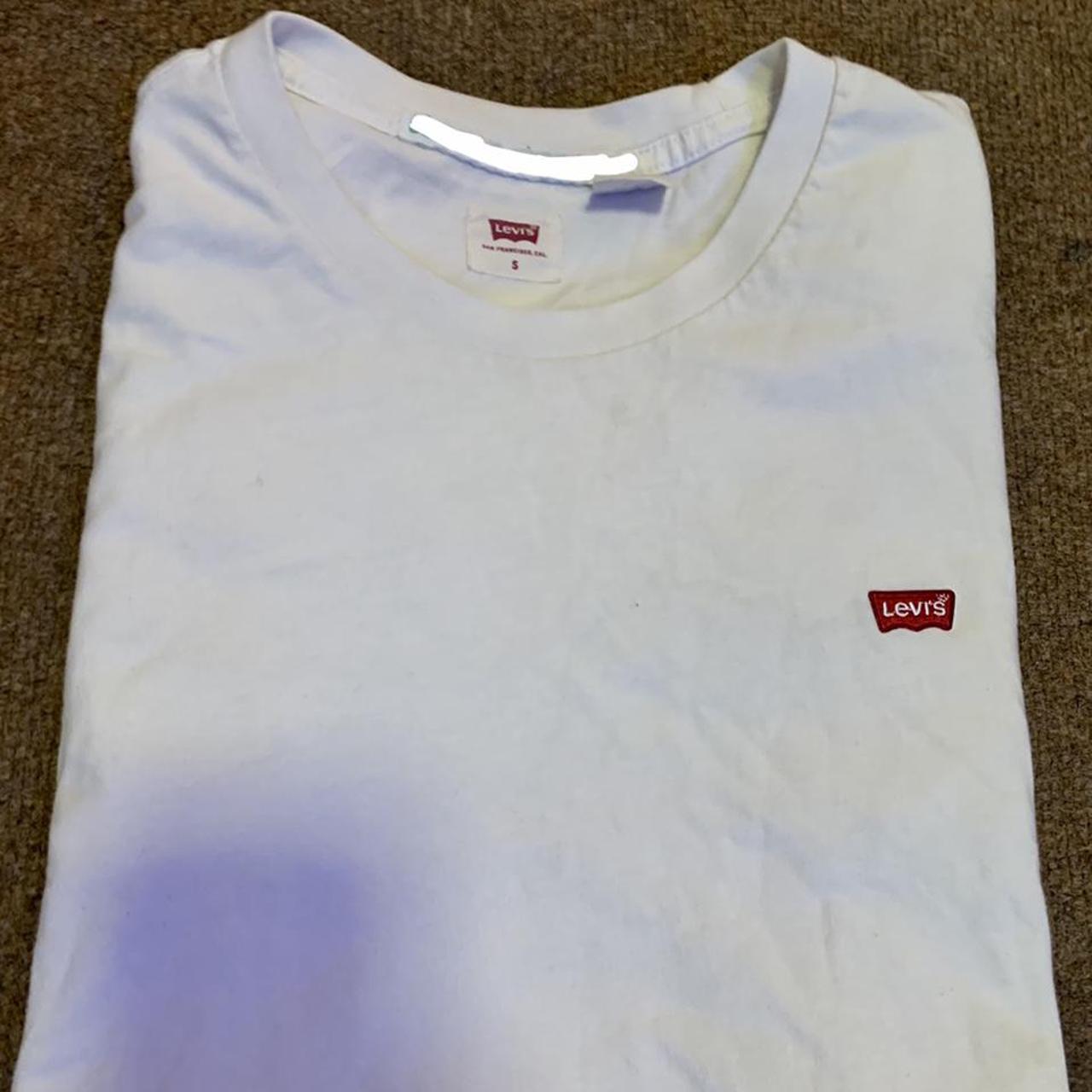 levis white t shirts