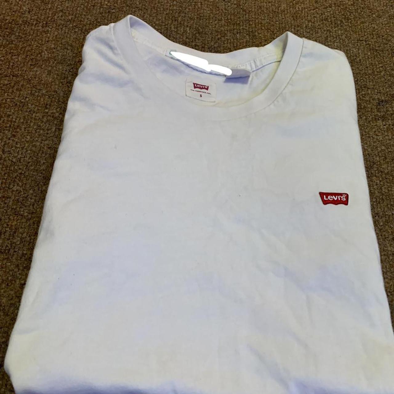 levis white t shirts