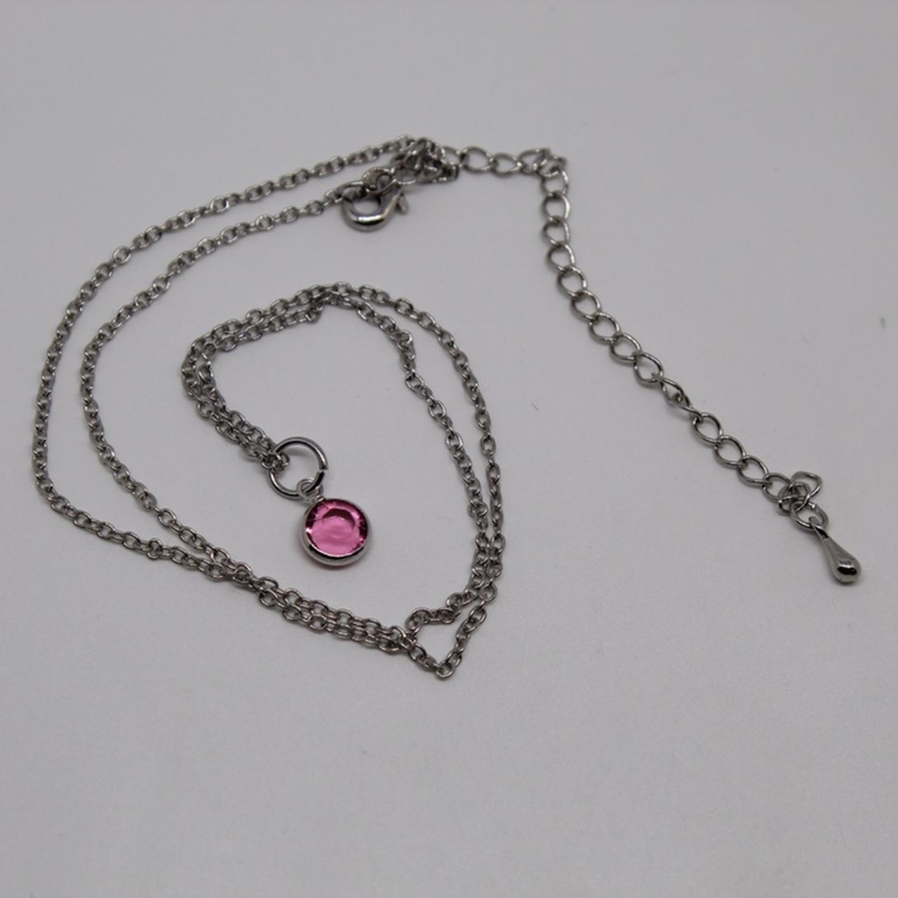 🥀 Pink circle faux crystal necklace 🥀 •Approximate... - Depop