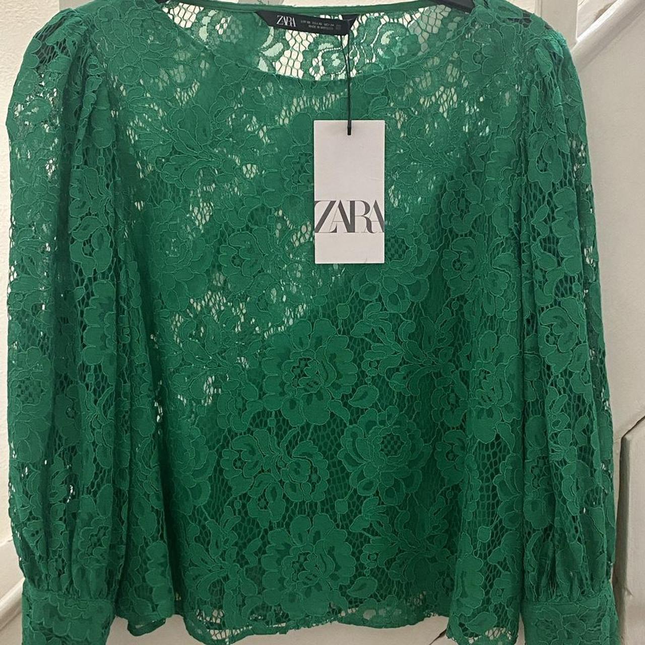 Zara Women's Green Top Depop
