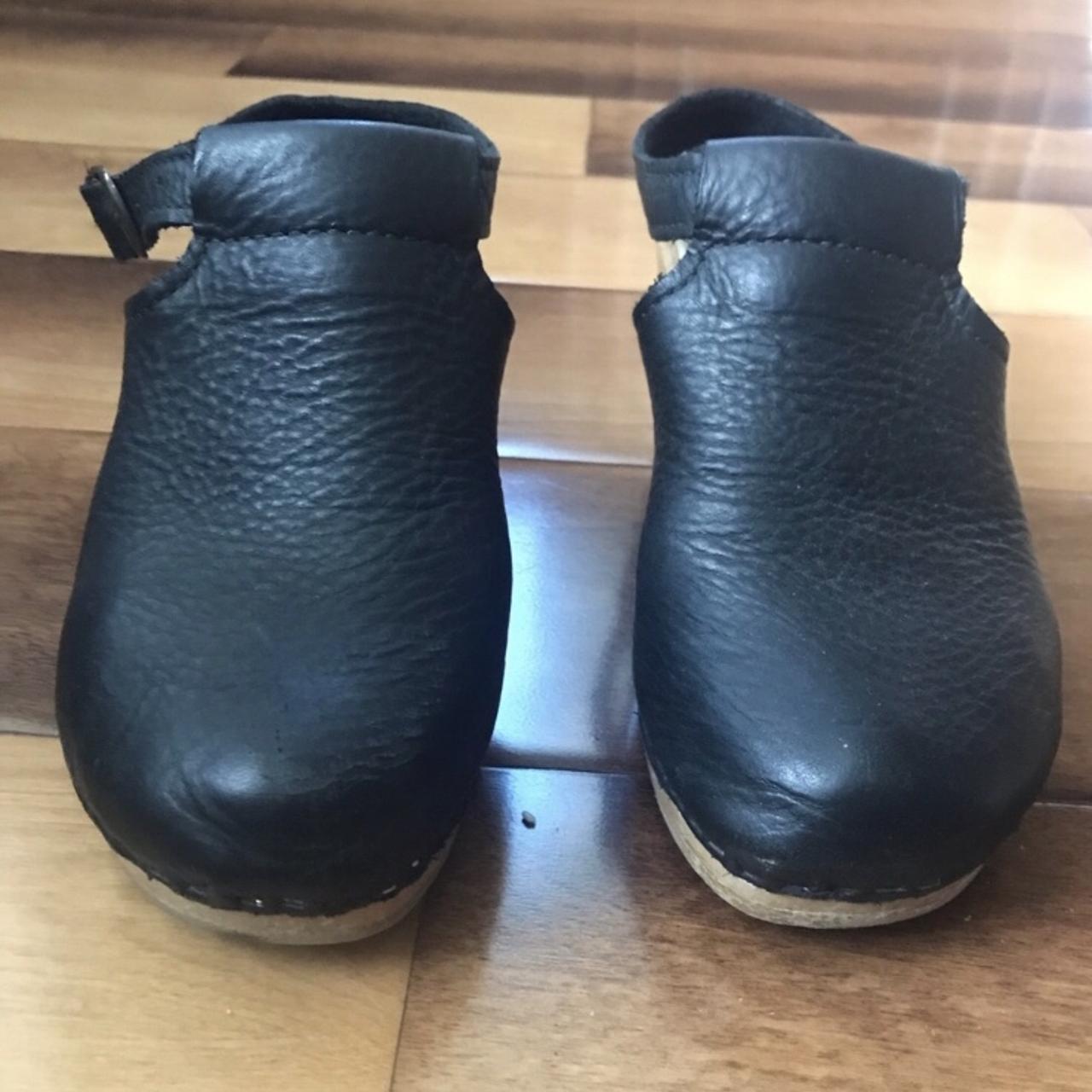 Sven Size Halter top closed toe nu Depop