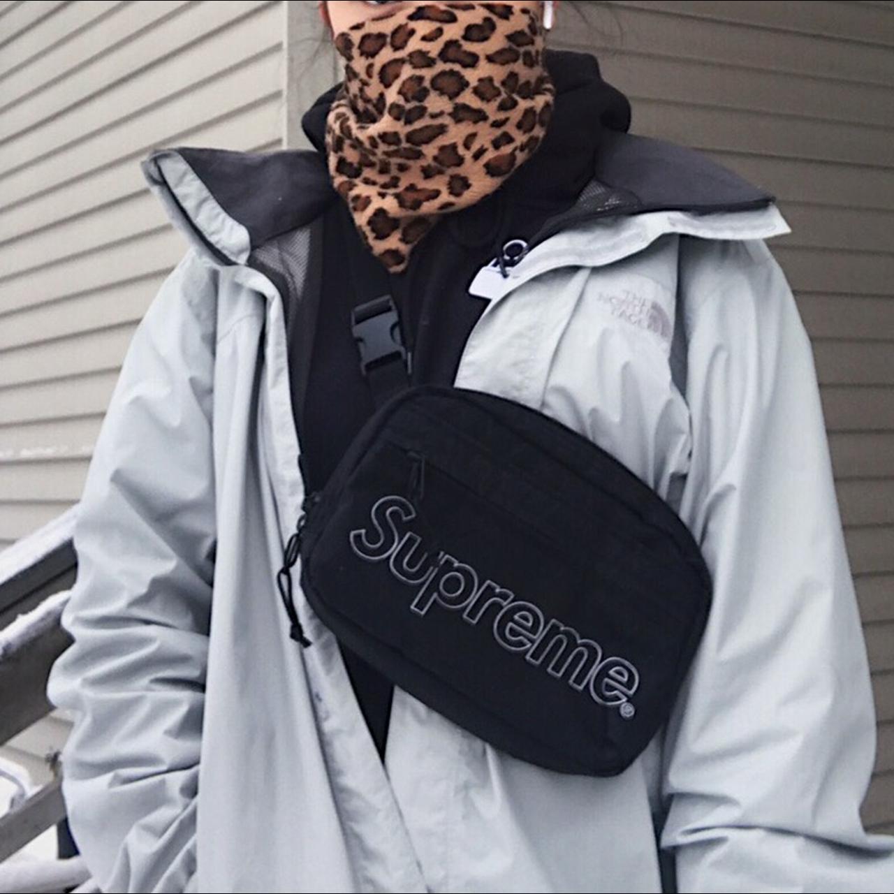 Used Supreme Shoulder Bag FW18 collection ✨, DM me