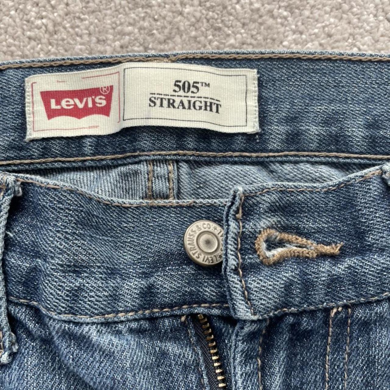 Levi's Women's Blue Jeans | Depop