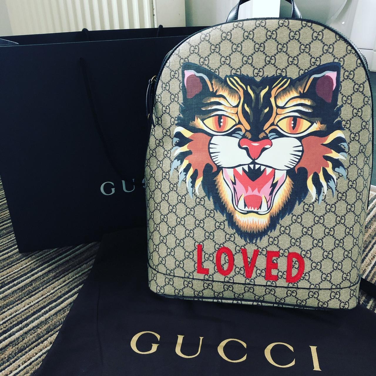 Gucci Angry Cat Print Gg Supreme Laptop Case In Beige