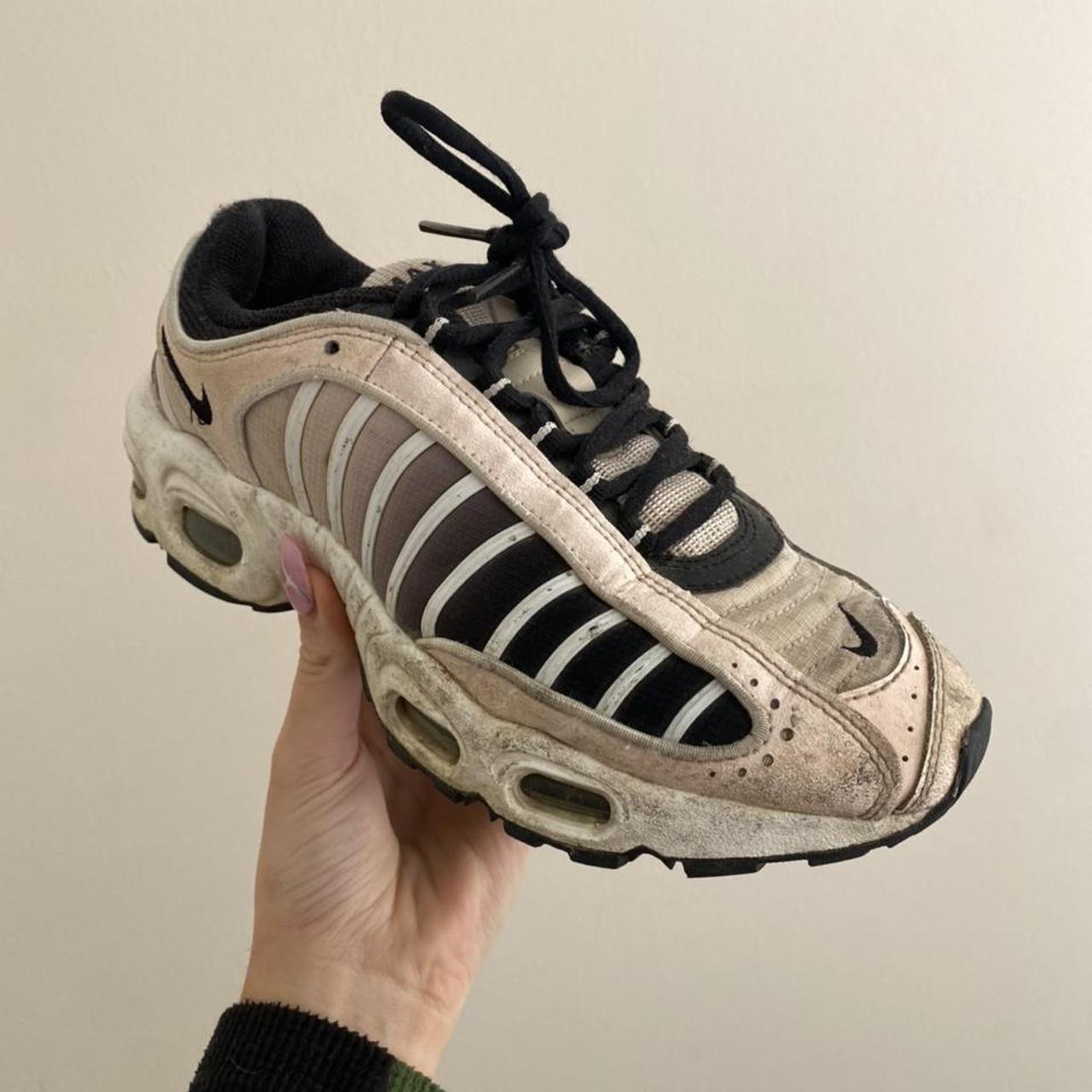 Light pink outlet tns