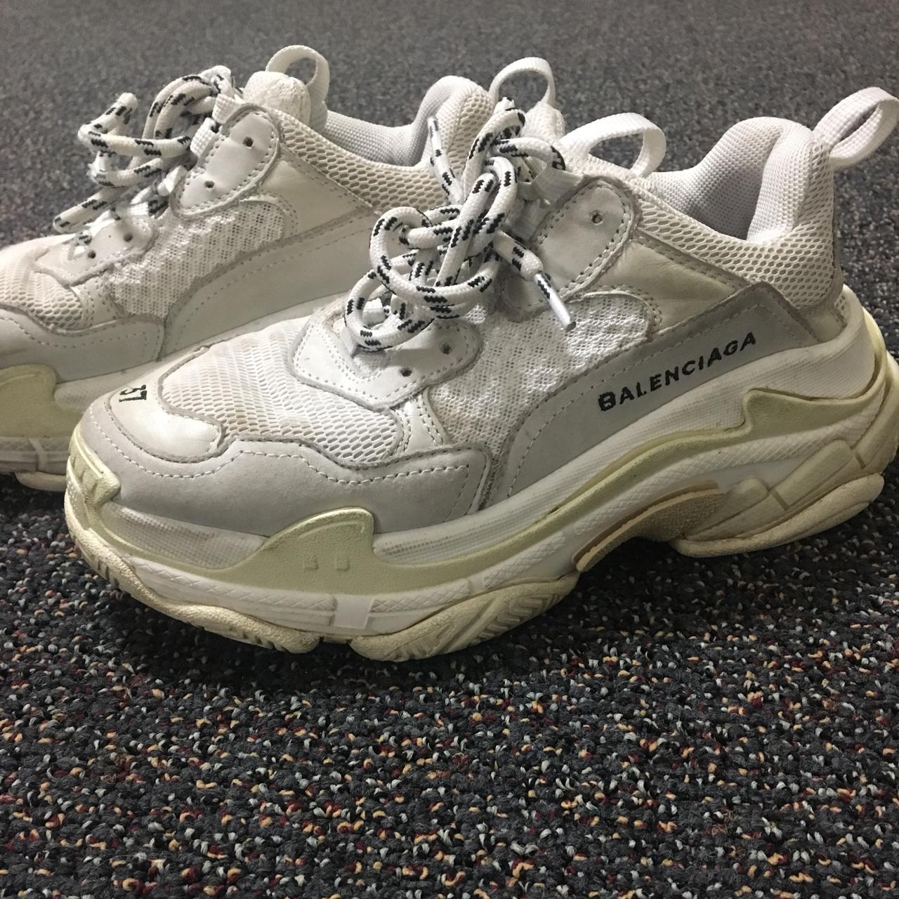 Balenciaga triple store s white used