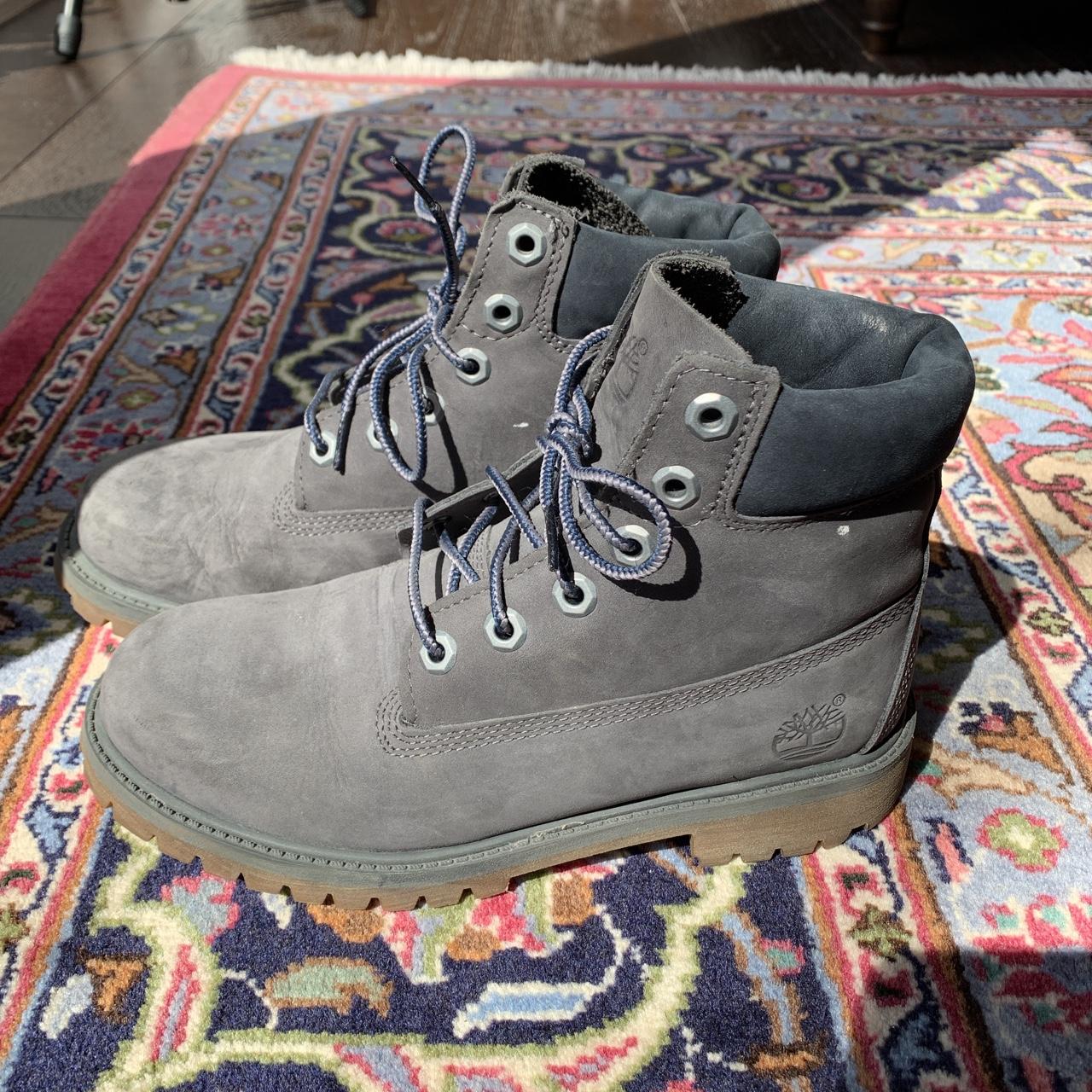 Grey timberland cheap boots size 5