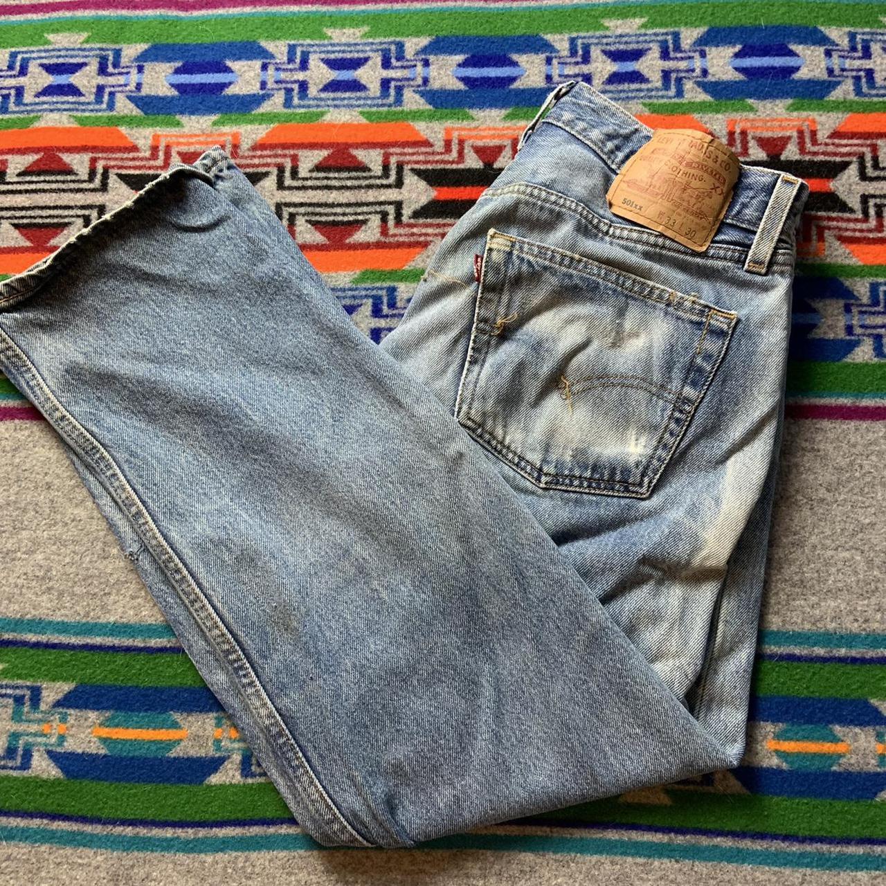 Vintage 90s LEVIS 501xx made in USA blue jeans...