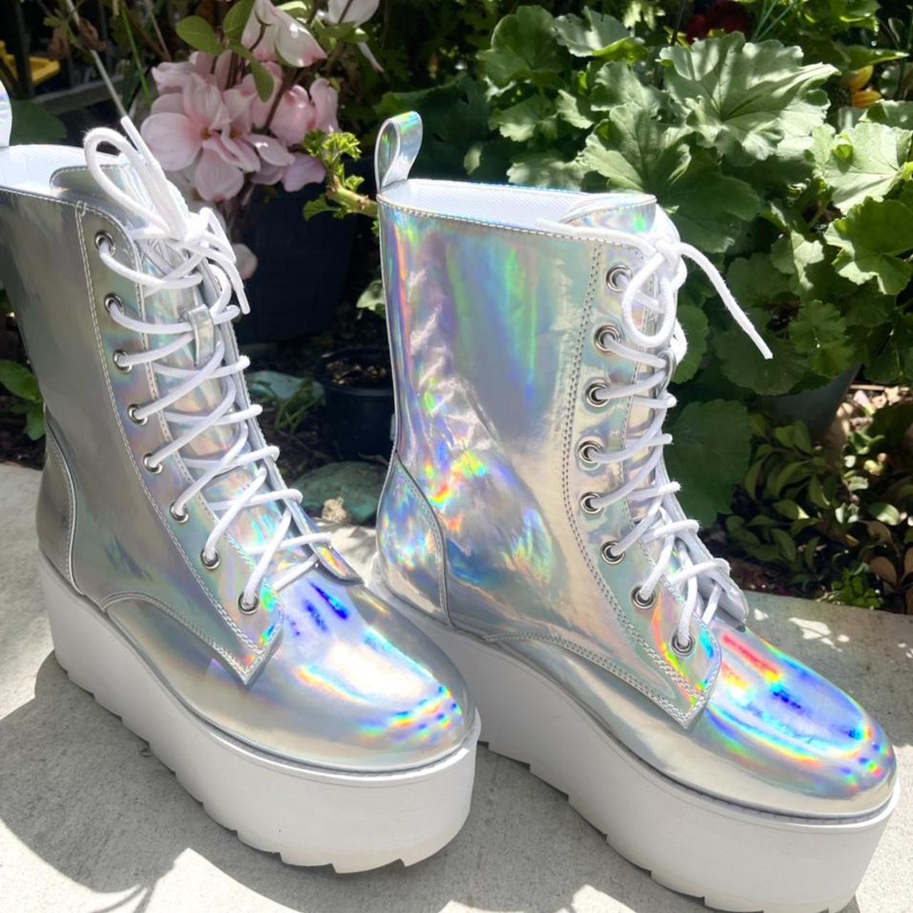 yru holographic boots