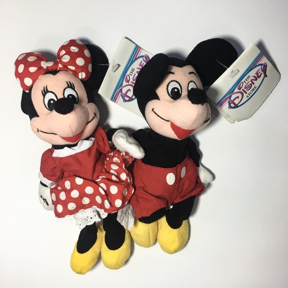 Disney's Mickey and Minnie Mouse beanie plushies! - Depop