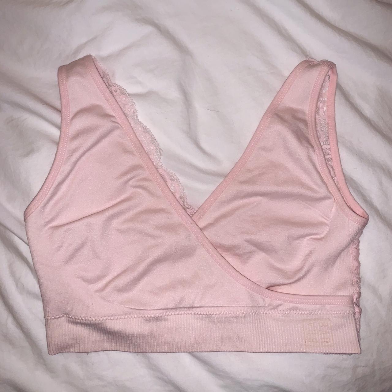 Product Image 3 - light pink bralette

new

fits size xs/s

I’m