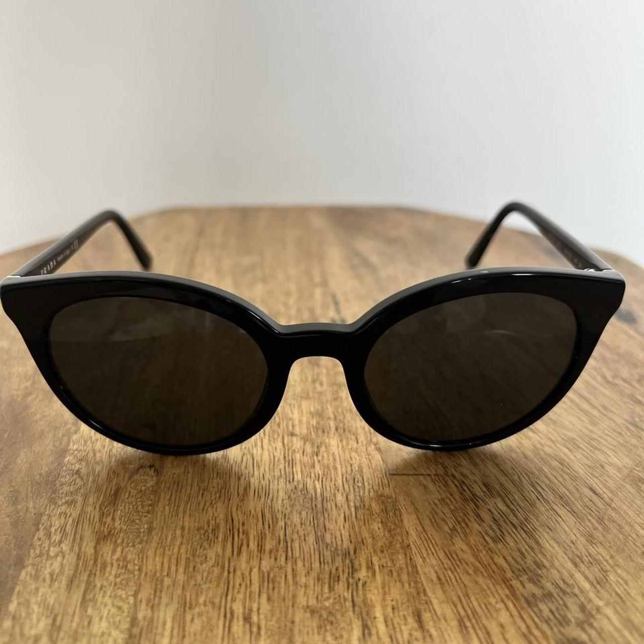 prada kylie glasses